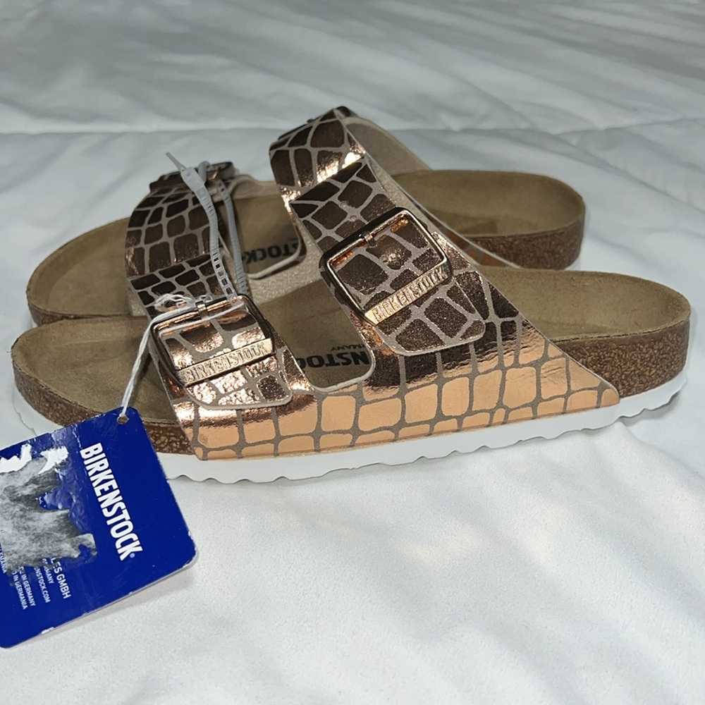 Birkenstock Arizona Metallic Gator Gleam. Size 38. NWT, NWOB